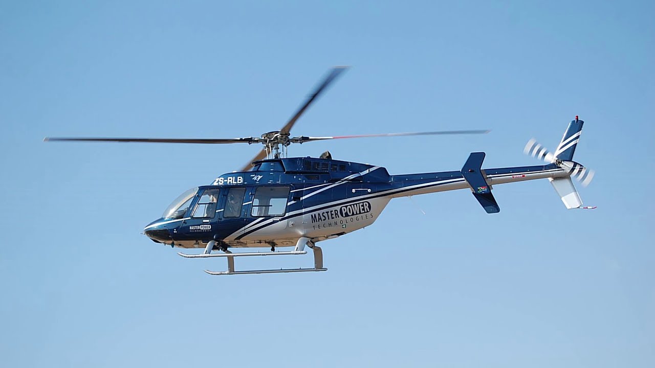 Menno Parsons Bell 407 VS Nigel Hokins Extra 330SC - Rand Airshow