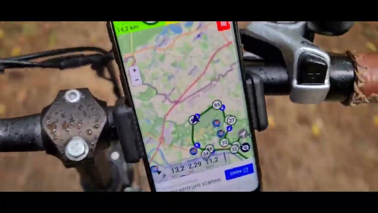vlog 8 moezel trip fietsen door glooiend Limburg. camperplaats bos en heide