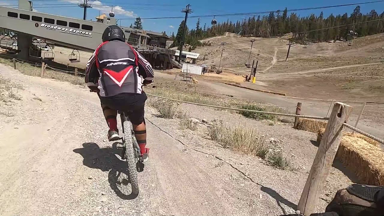 Mammoth Mountain Beginner and Intermediate trails.