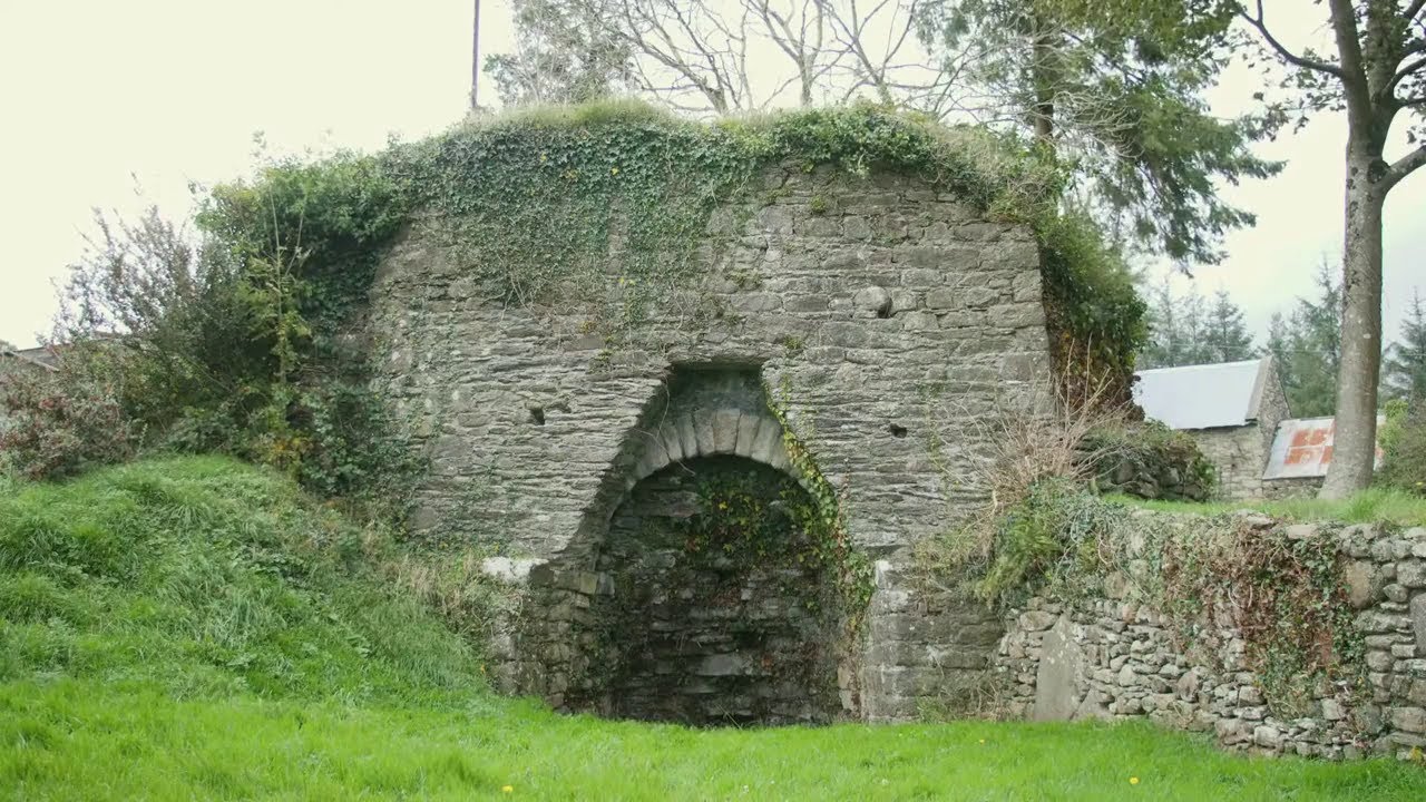Inistioge, Co. Kilkenny, Ireland. The story behind field names in the Inistioge and Clonamery areas.