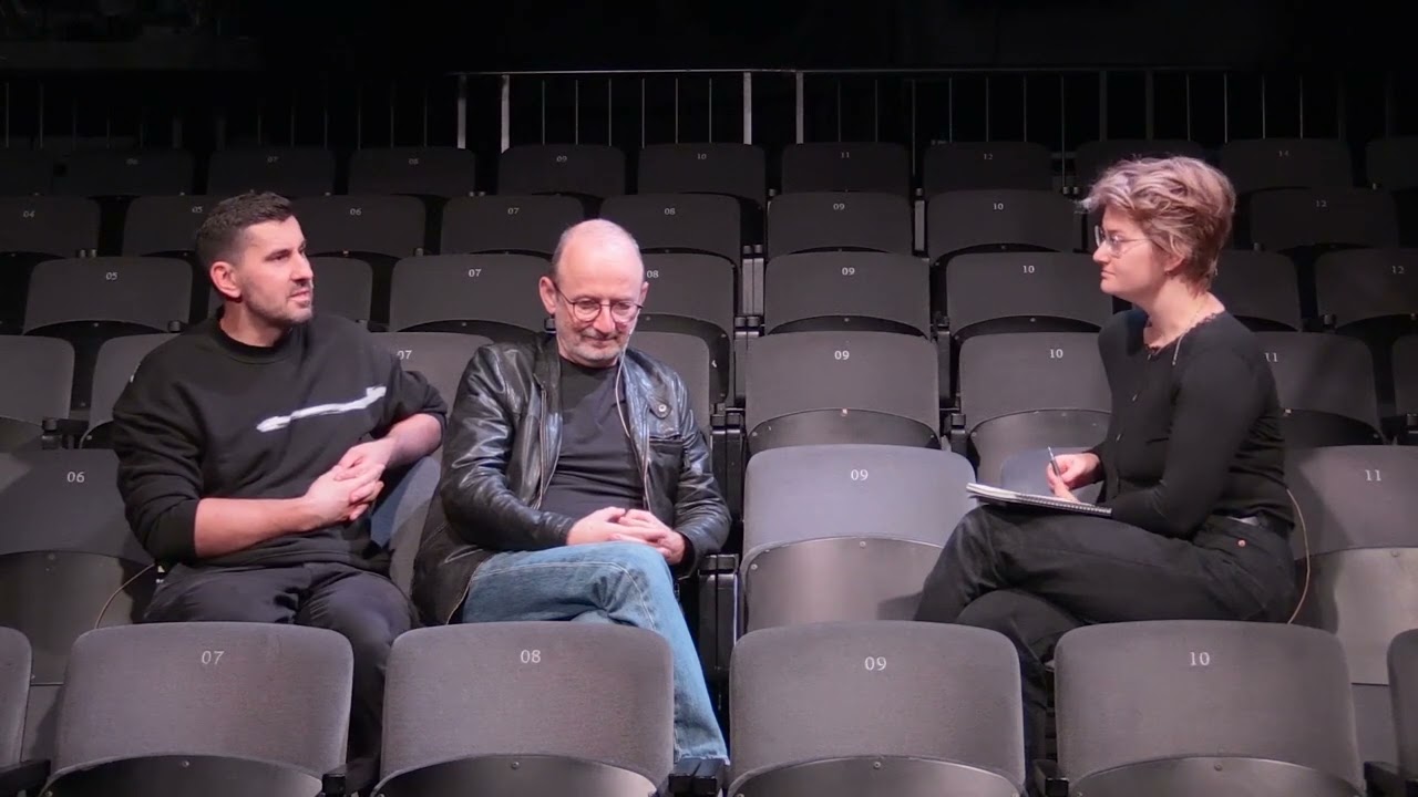 Paweł Łysak i Paweł Sztarbowski o spektaklu „Jak ocalić świat na małej scenie?” | Przegląd VOD
