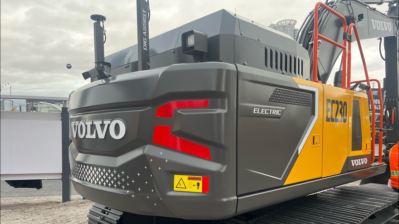 Новый Volvo EC230 @conexpoconagg 2023 — что-то немного необычное в этой модели 🤔