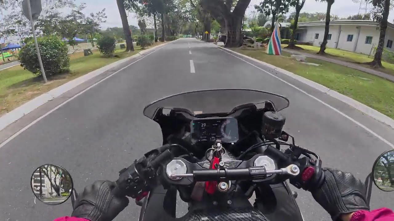 CFMoto 500sr Voom Slip On (Sound Check/Test Ride) Speaker On/Headphones On