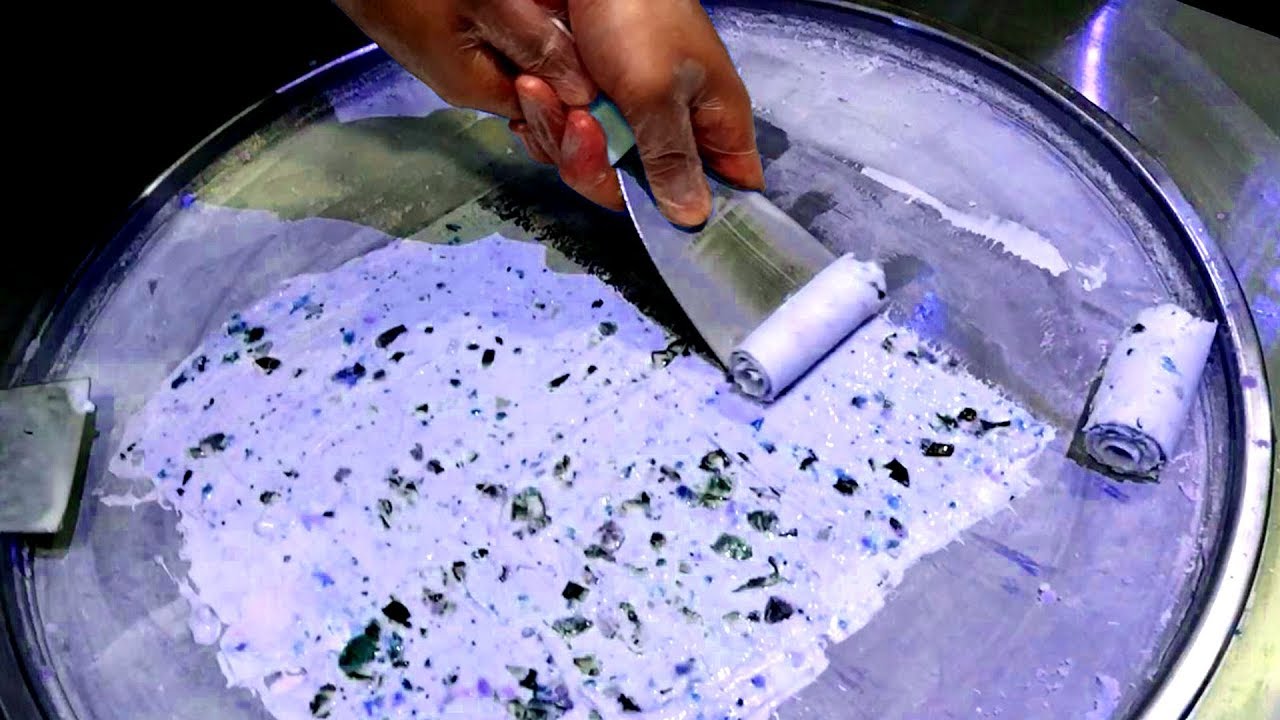 Ice Cream Rolls | Blueberry / Blue Berry Ice Cream / Fried Thailand Ice Cream rolled in Philadelphia