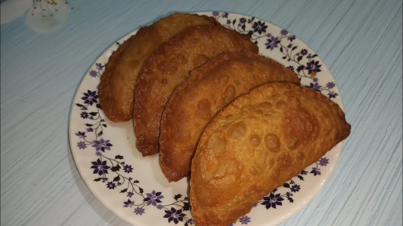 Chobe ki poori||Coconut Samosa||Wheat flour recipes||@DeliciousCookingvlogs