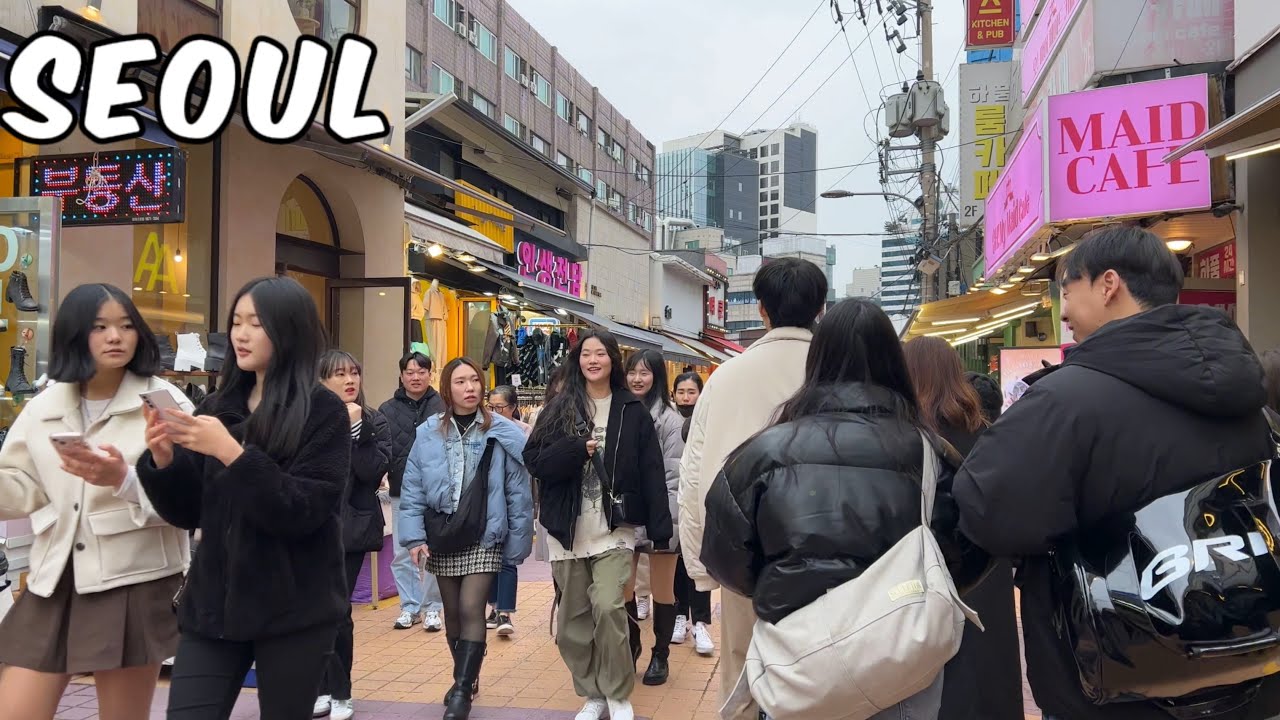 Hongdae Street Walking tour. Seoul City Korea 4k City Tour