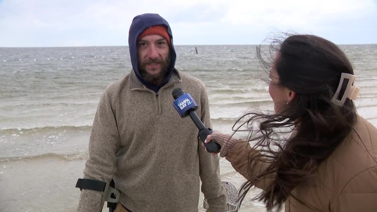 Snow flurries hit Florida as rare winter weather grips Tampa Bay area