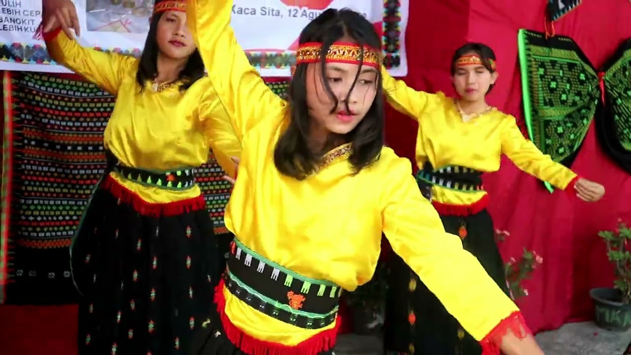 Lomba Fashion Show Tingkat SMA NEGRI 1 BORONG #lindungibudayantt #lombafashionshow #lombatari