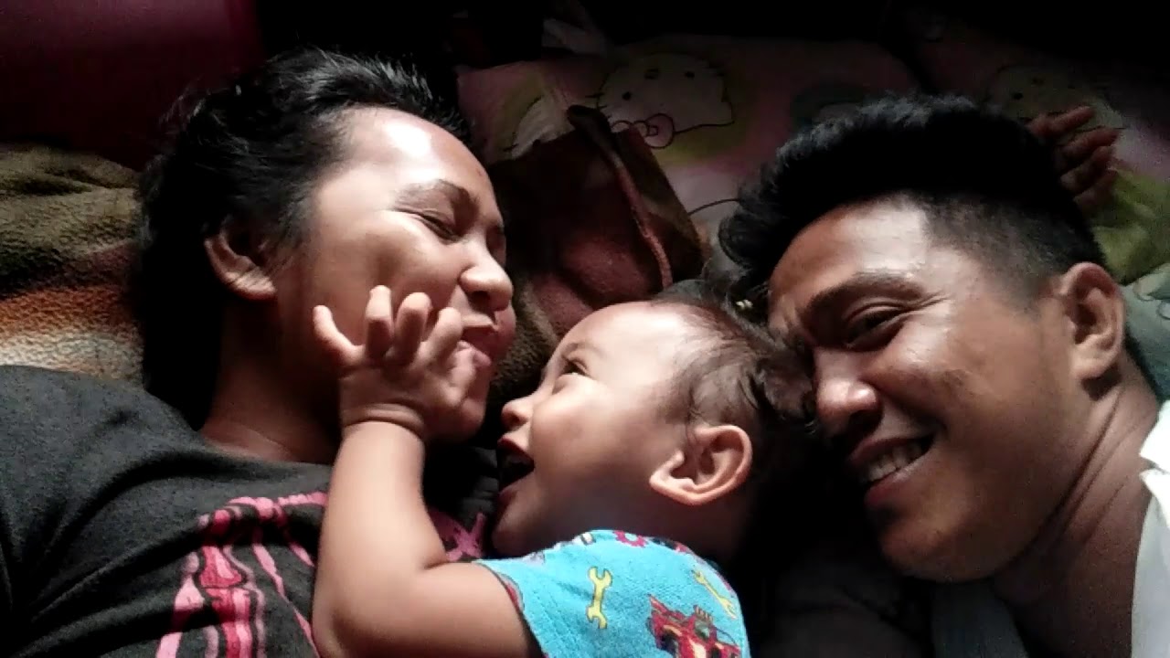 Fake snoring kid.. Happy family