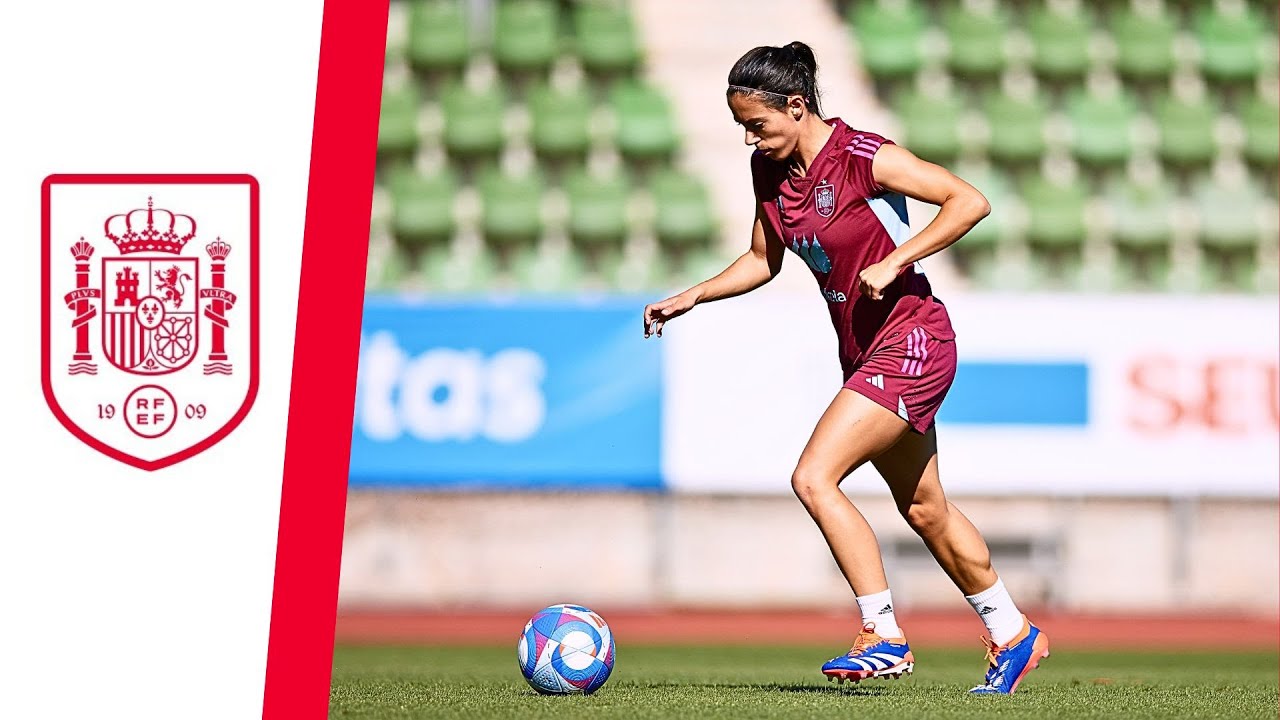 La SELECCIÓN ESPAÑOLA FEMENINA realiza su último entrenamiento antes de viajar hacia A Coruña