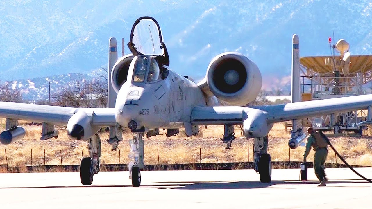 A-10 Thunderbolt II Aircraft Hot Refueling