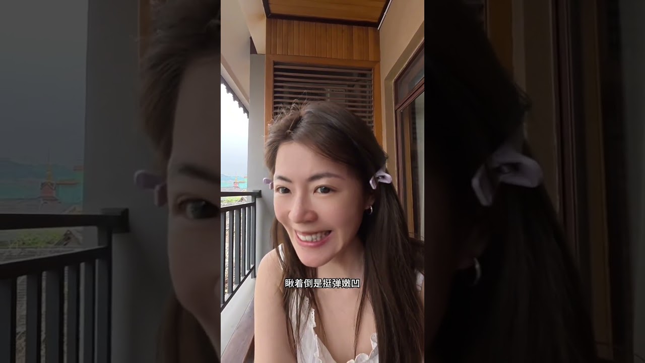 Decoding a 30-Year-Old's Daily Life: A Hilarious Holiday Vlog with His Wife PlasticCouple