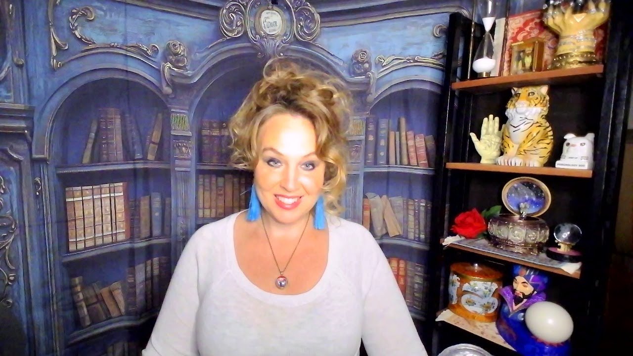 Love tarot: A Message is coming in today: This King of Wands is DONE procrastinating
