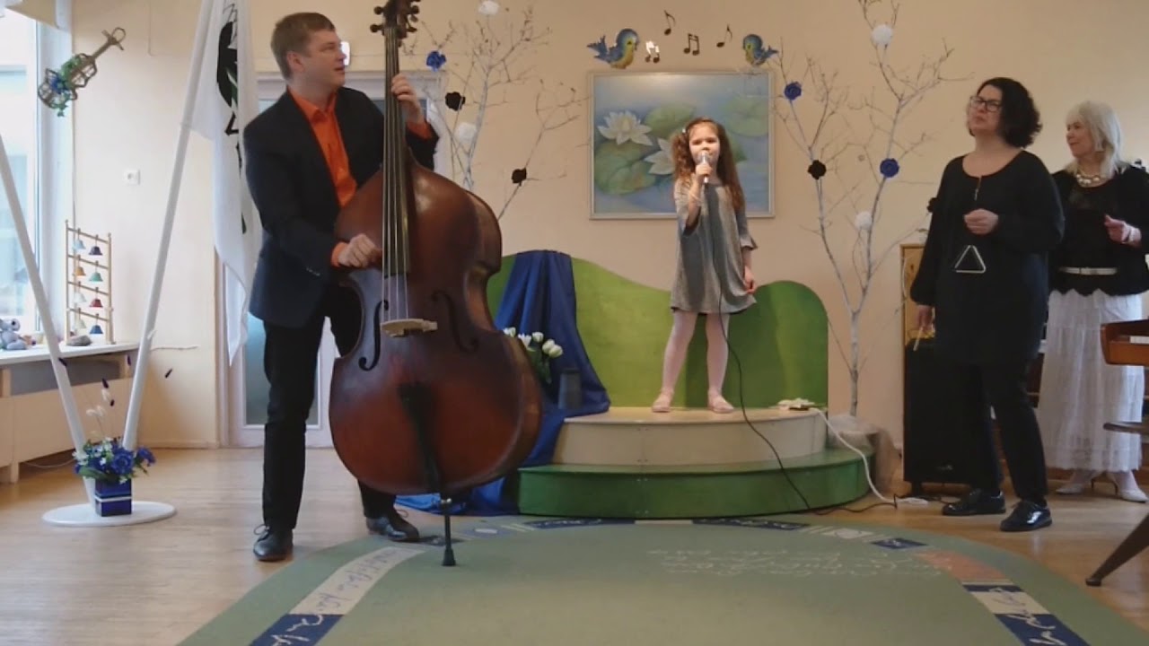 Johanna Tüüri perebänd - Sel ööl on tunne (koguperefilmi „Eia jõulud Tondikakul“ tunnuslaul)