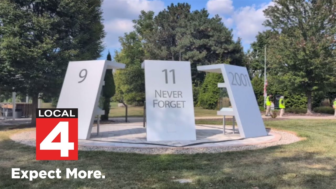 Families, first responders gather in Pontiac to remember fallen heroes on 9/11 anniversary