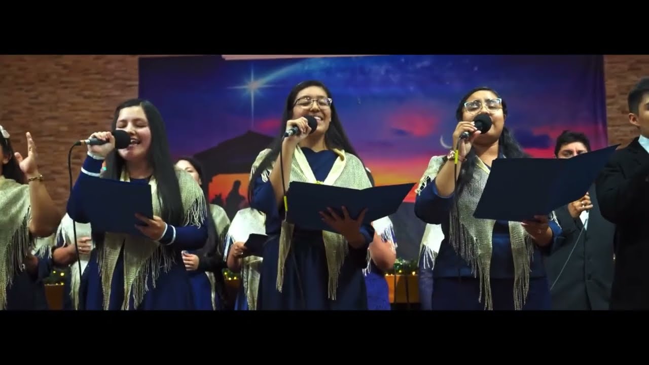 IMPRESIONANTE CORO DEL MOVIMIENTO MISIONERO MUNDIAL DE PUEBLO LIBRE LIMA PERÚ LE CANTAN A LA VIRGEN