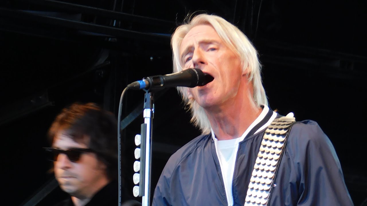 Paul Weller - Man In The Corner Shop - Live