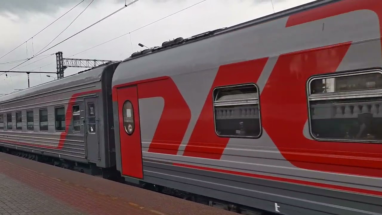 Электровоз ЧС7-223 (ТЧ-33) со пассажирским поездом 319М Курск-Старый Оскол
