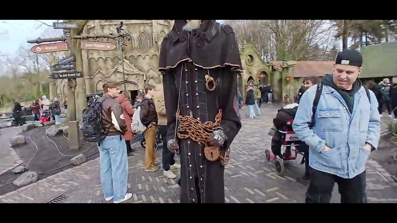 Wammes maakt een wandeling bij danse macabre [Efteling 2026]