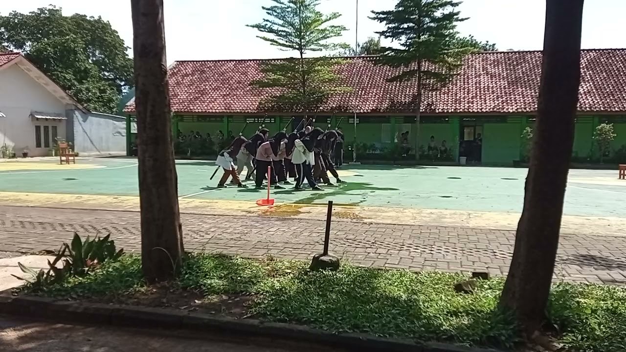 Latihan Lomba paskibra