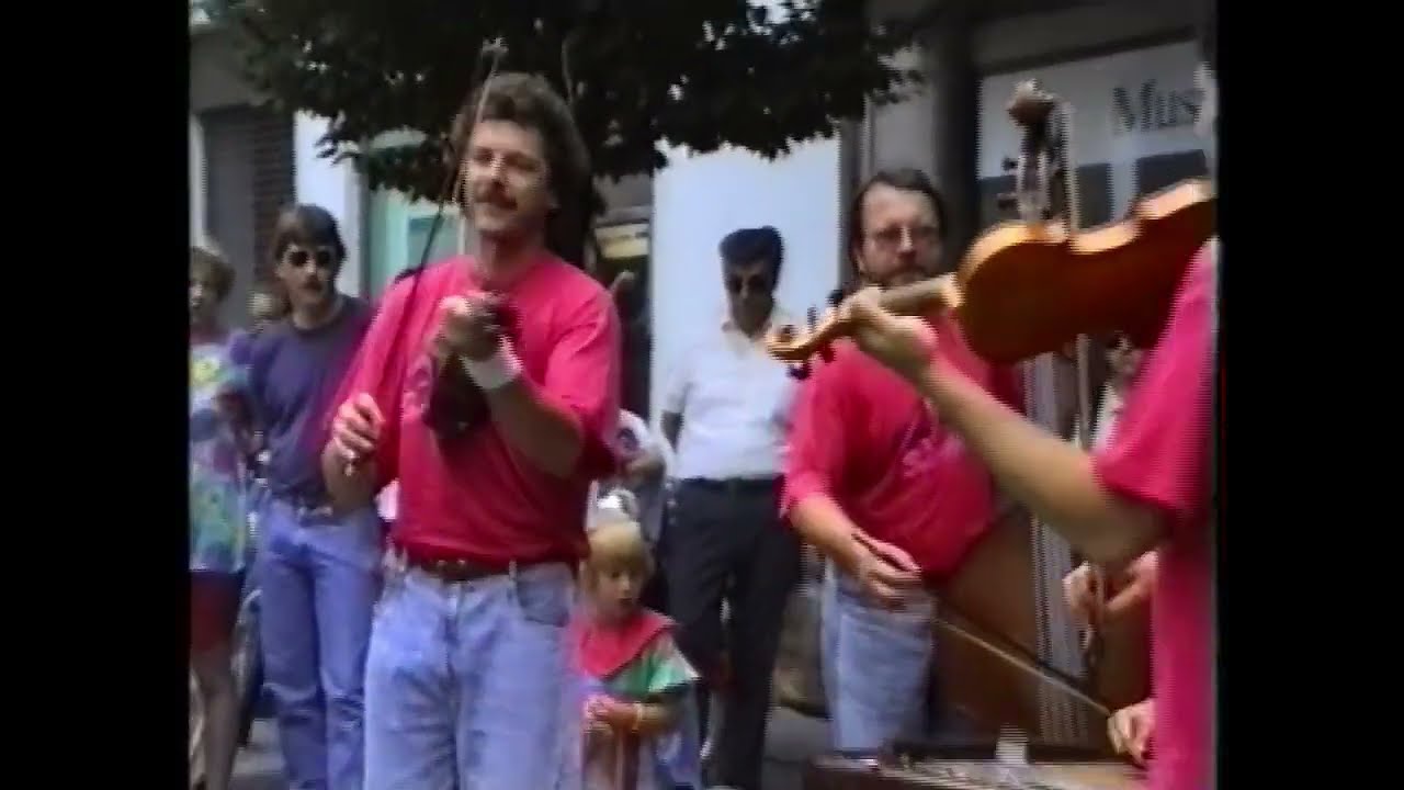 Čechovci - Nepi Jano, Pilo by sa, Eště si já pohár vína (1991) ... digitalizace VHS