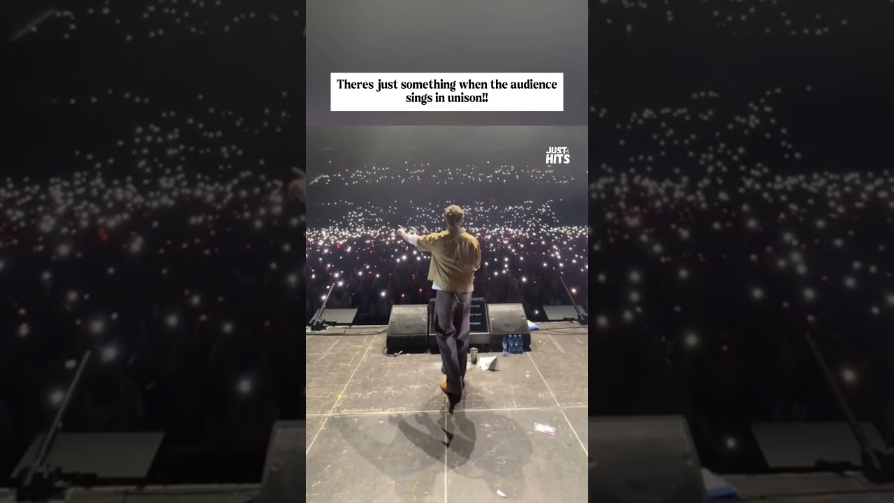 Alex Warren and Crowd singing Ordinary