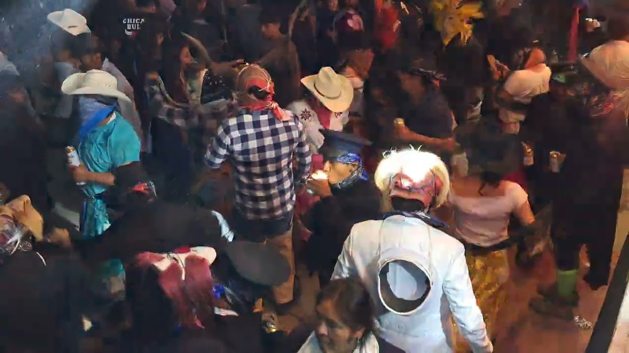 Grupo Los reyes de tierra mixteca  carnaval san juan mixtepec 