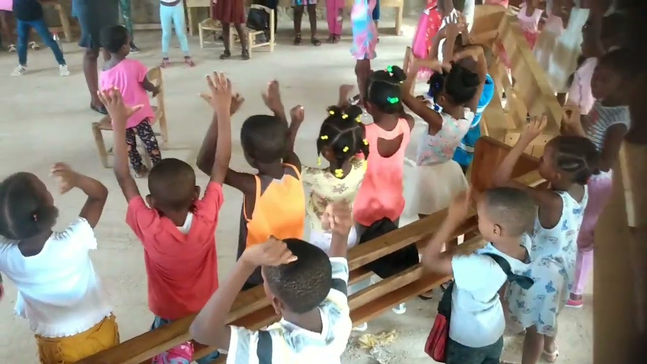 instruit l'enfant selon la Voie qu'il doit suivre
