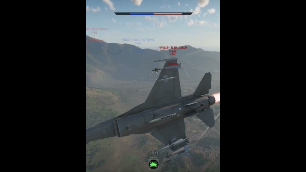 F16Cs fight to the death with Aim 9M ⚔️ #warthunder