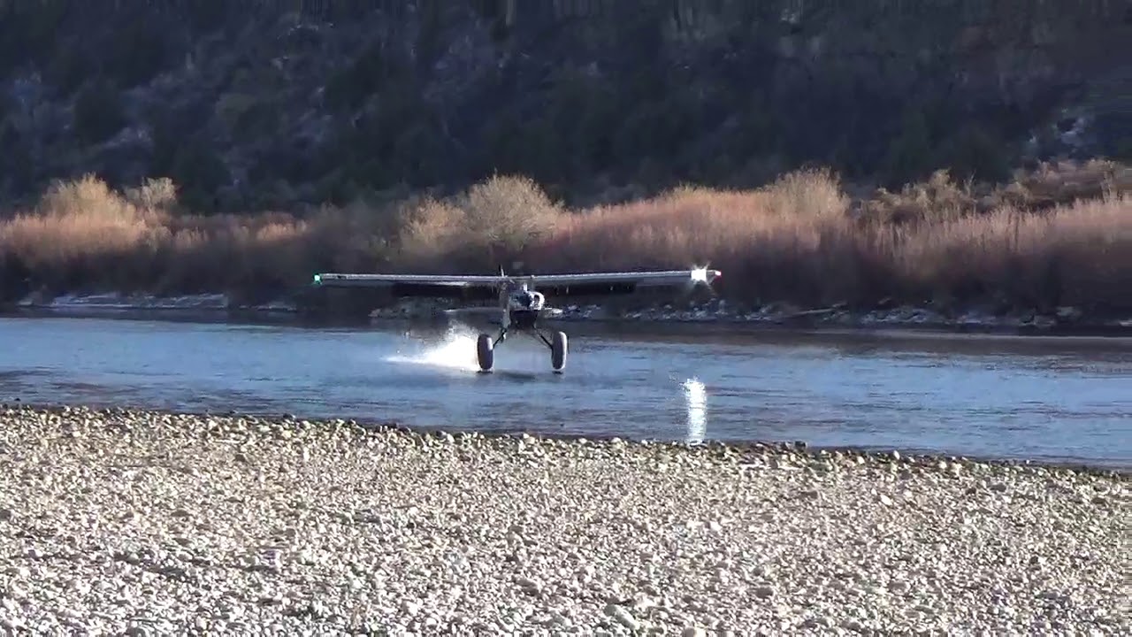 STOL Gravel Bar Husky Aircraft Landing