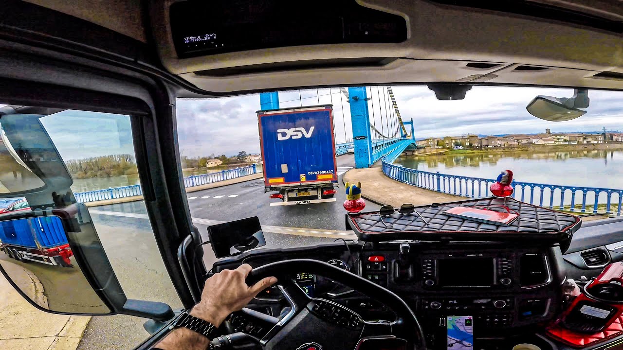 لابد ان تصادف مثل هذا الحيوان في حياتك  POV SCANIA R500 5k