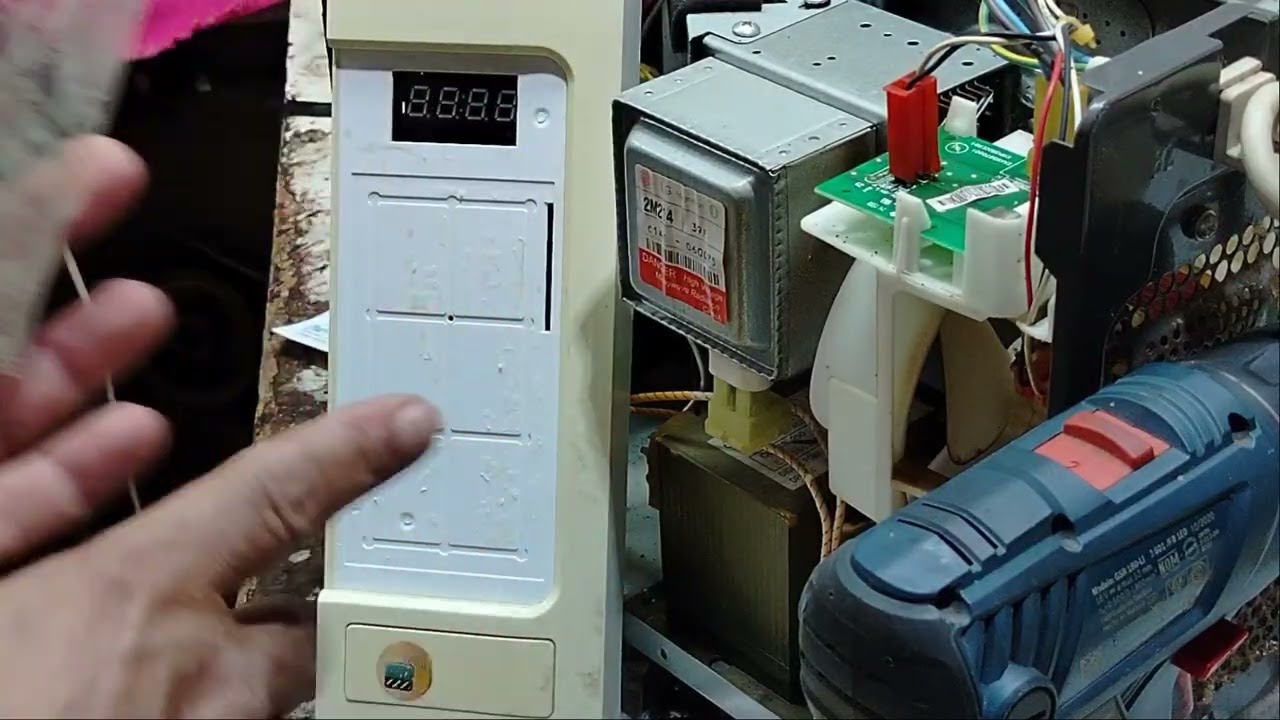 Micro-ondas LG MOD: MS3048GA o botão que liga e desliga não está funcionando