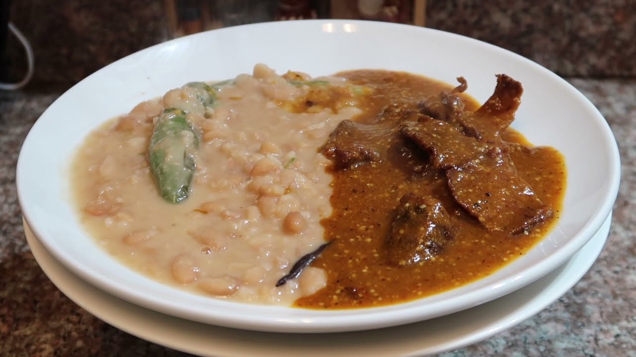 CARNE SECA EN SALSA ROJA..