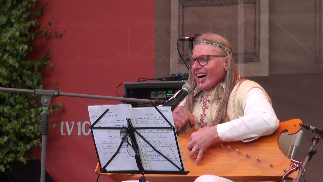 00331 Dziesminieku koncertā 