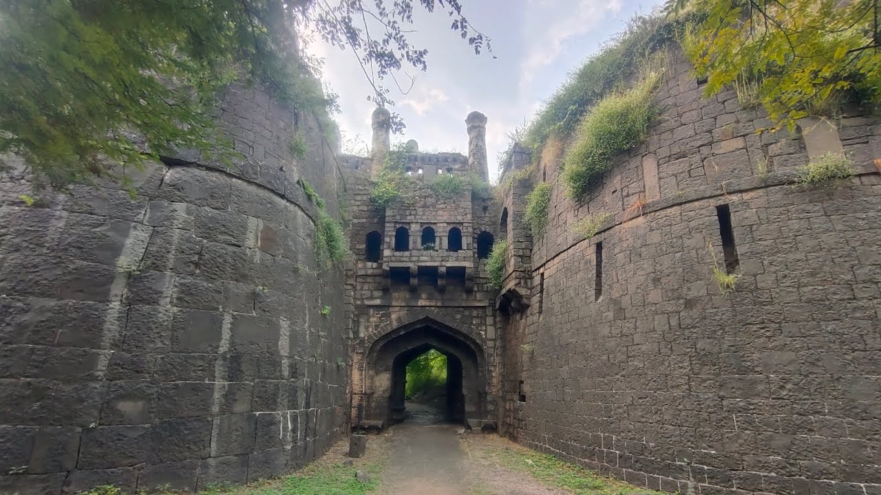 ಭೂಯಿಕೋಟ್ ಕೋಟೆ,ಸೊಲ್ಲಾಪುರ, ಮಹಾರಾಷ್ಟ್ರ ( Bhuikot fort)