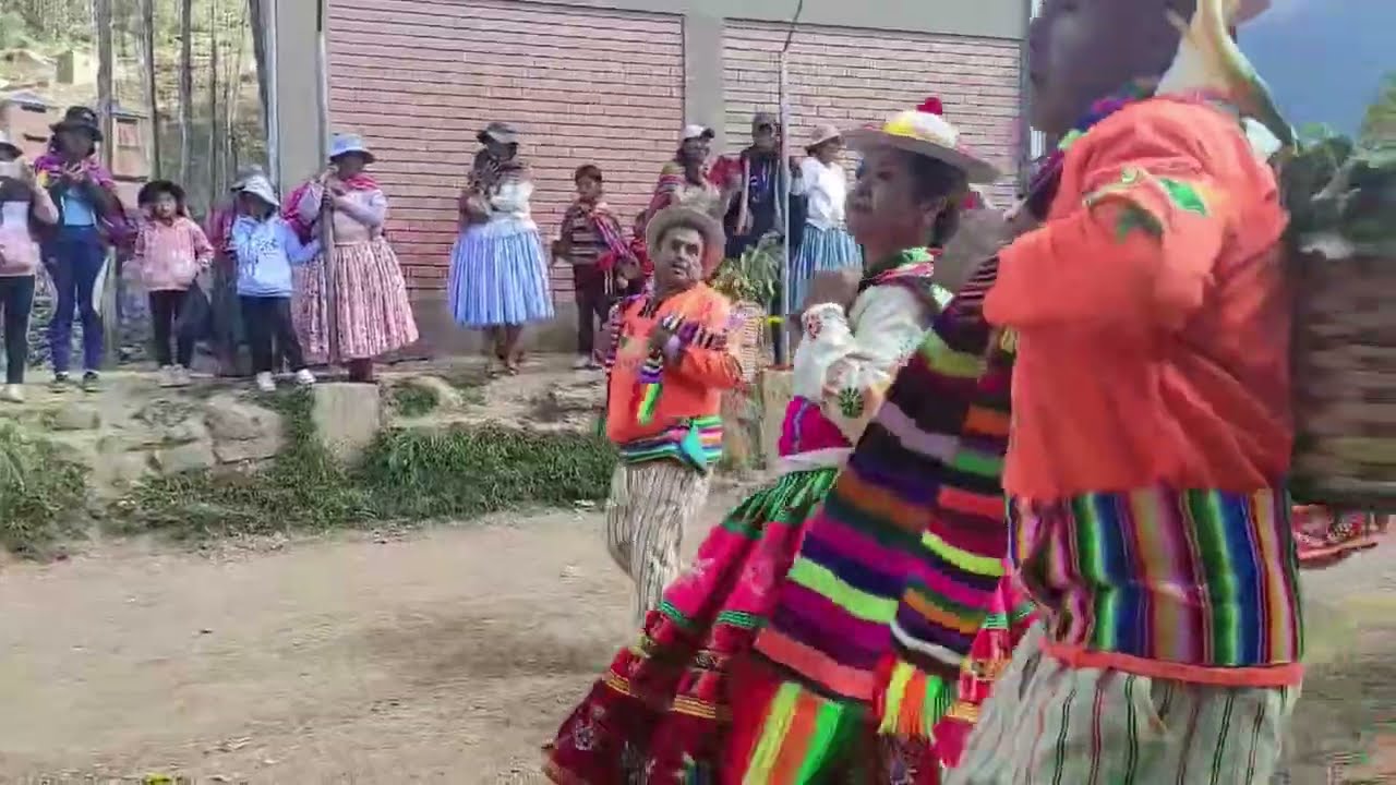 Entrada folclorica en Mutuhuaya provincia Murillo 2025 Bolivia