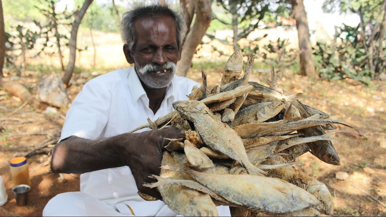 DRY FISH GRAVY / Karuvattu Kulambu prepared by my daddy