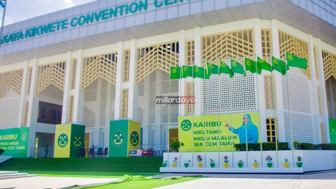 #LIVE: MKUTANO MKUU WA CCM, RAIS SAMIA ANAONGOZA, MAHOJIANO NA WAJUMBE