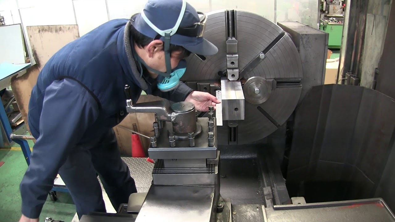 【バーチャル工場見学】大型旋盤でのテーパー穴加工