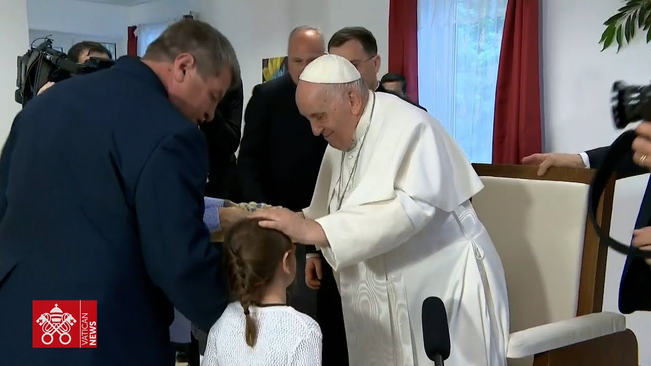 Highlights - Budapest, Visit with children, 28th April 2023 Pope Francis