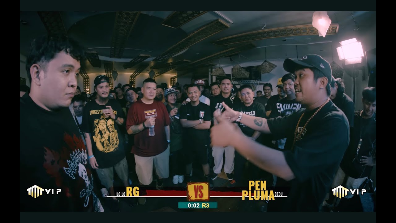 FlipTop - Pen Pluma vs RG