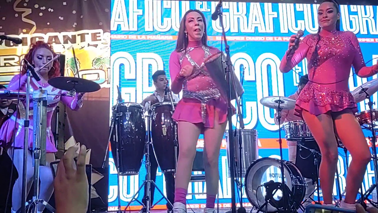 Vuelve, De niña a mujer, Quiero saber de ti  - Las estrellas Andinas de Chucho Roldán
