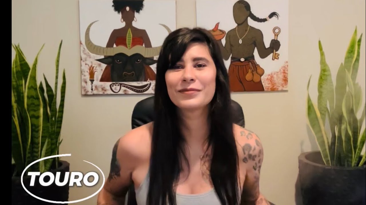 TOURO♉️ Insiste em estar na tua vida 🫠• Você quebra maldição hereditária e manifesta nova realidade🌞