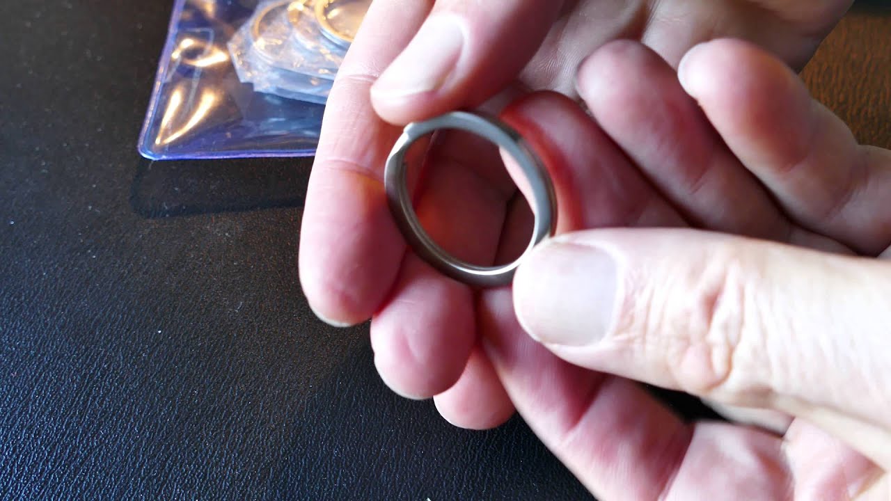 Tooto Titanium Split Ring - EDC