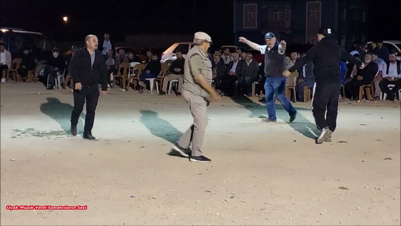 Ahmet Taş Bahceye Saldım Kuzu Selamlaşma