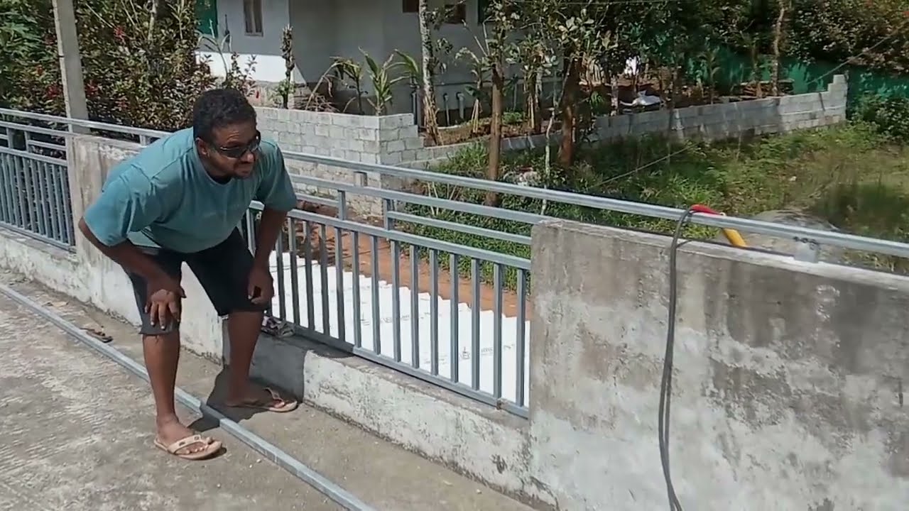 Parapet Wall with Hand Rail Design | Welding GI squire pipes