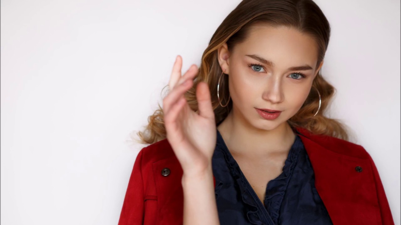 Portrait Shoot Using ONLY Natural Window Light