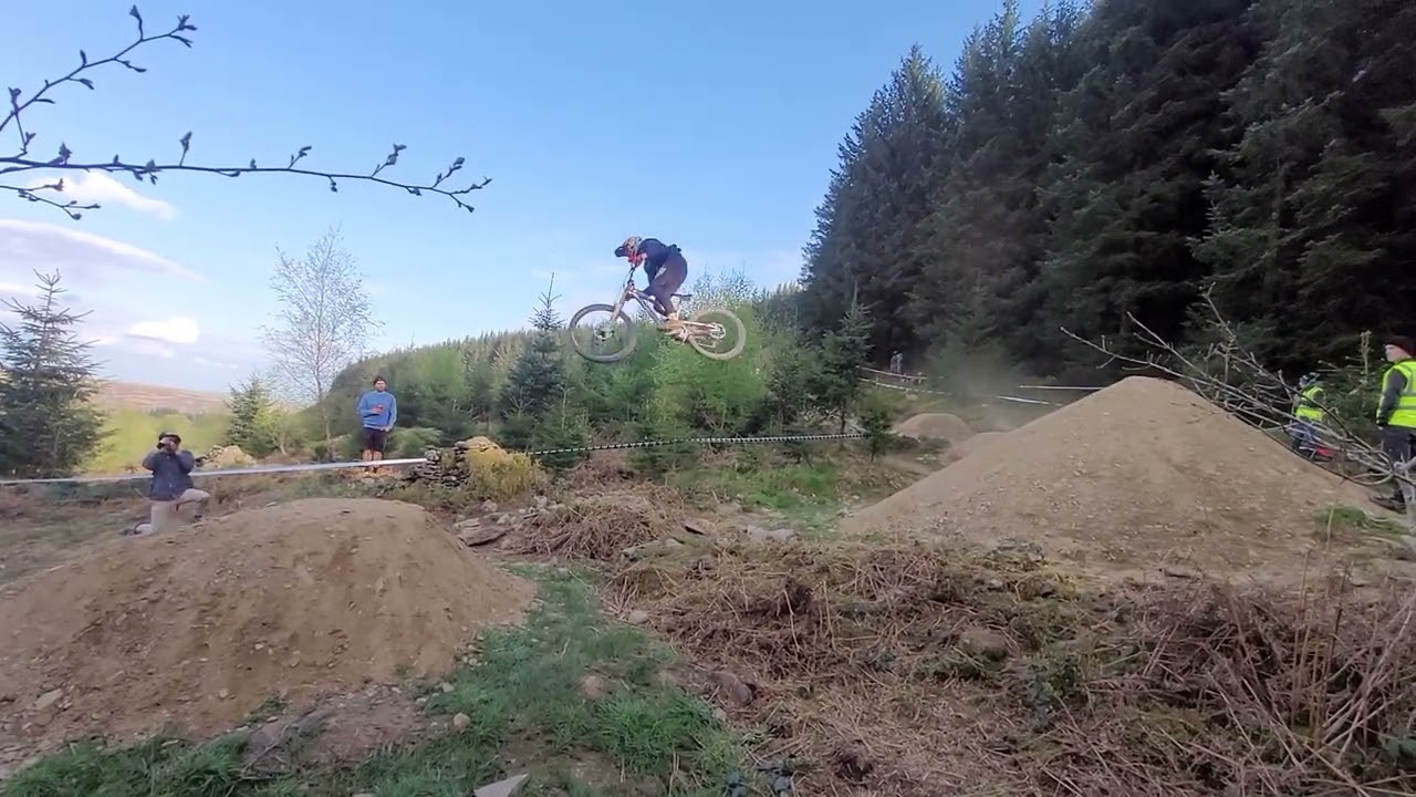 matt and jono jones vanta jam