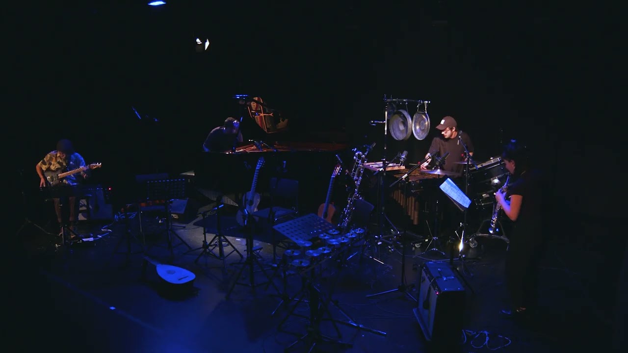 in this empty echo (2019) | Farzia Fallah