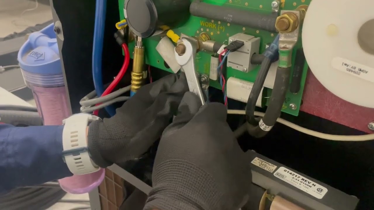 MAXPRO200 - How to Swap from Mechanized to Manual Torch - Technical Guide